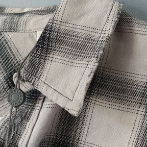 Ag Adriano Goldschmied Shirts - AG Adriano goldschmied plaid button-down shirt M Ag Adriano Goldschmied Shirts - AG Adriano goldschmied plaid button-down shirt M